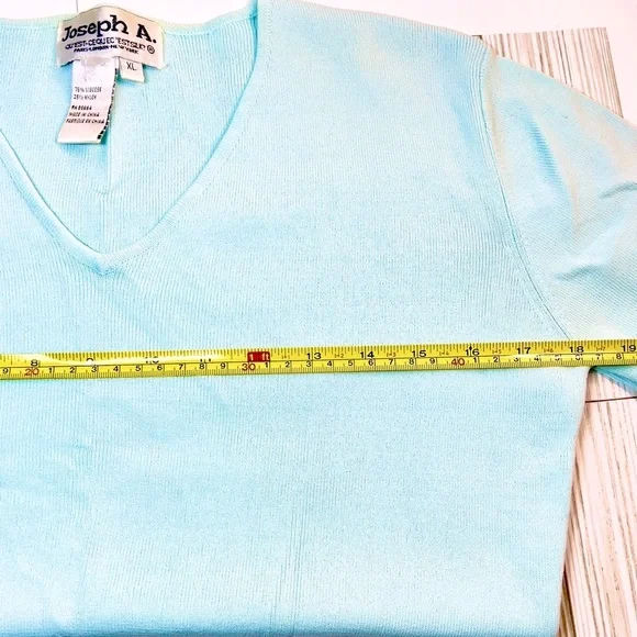 Joseph A Sky Blue Knit Hem Blouse - Picture 9 of 13